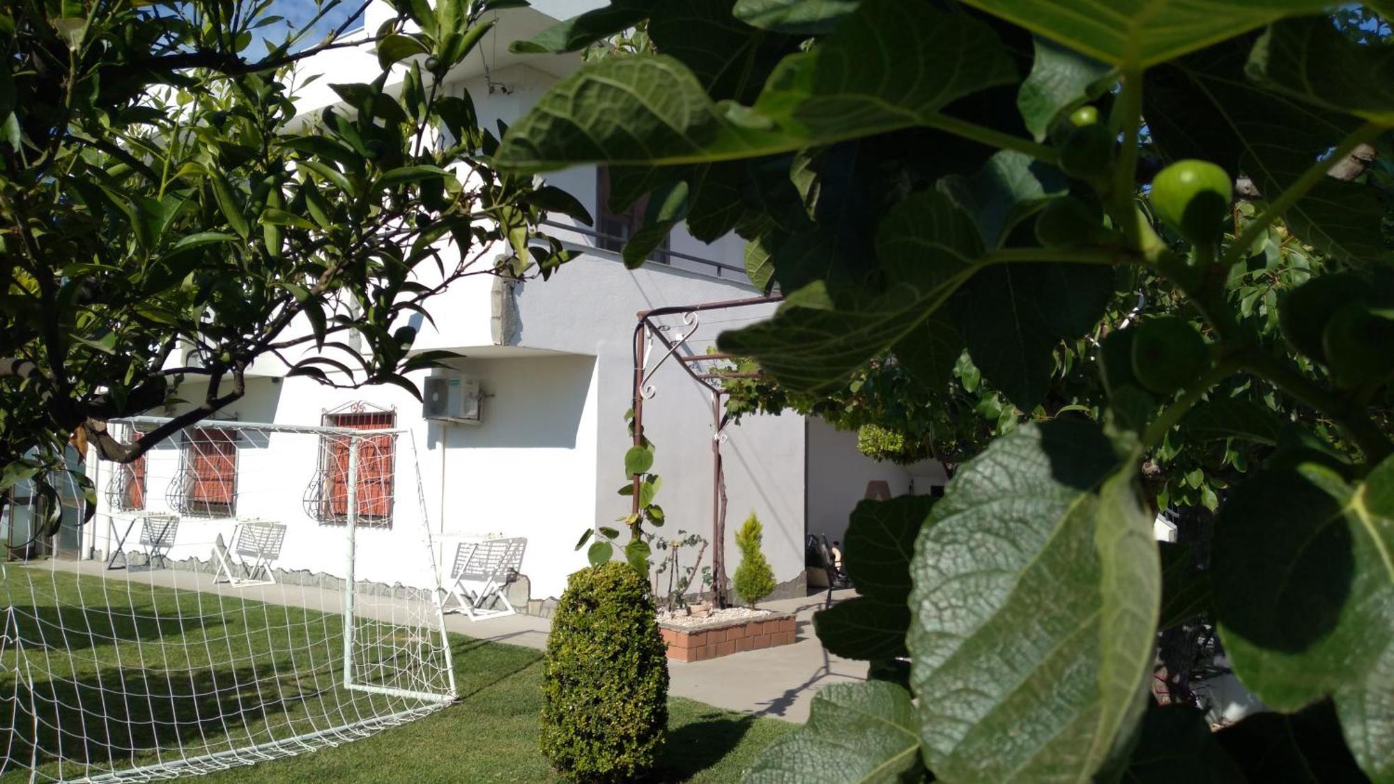 بييسْتوم Villa Miriade B&B المظهر الخارجي الصورة