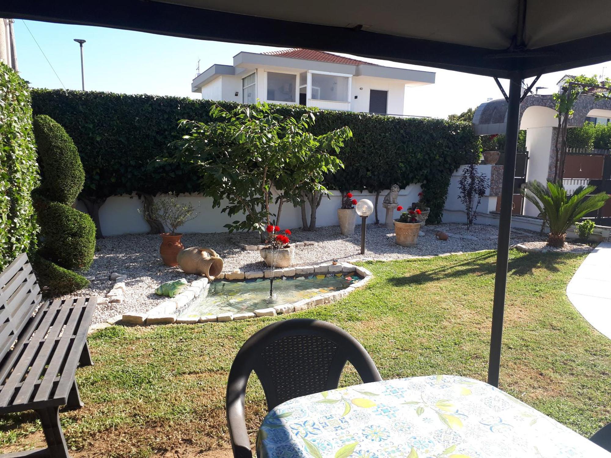 بييسْتوم Villa Miriade B&B المظهر الخارجي الصورة